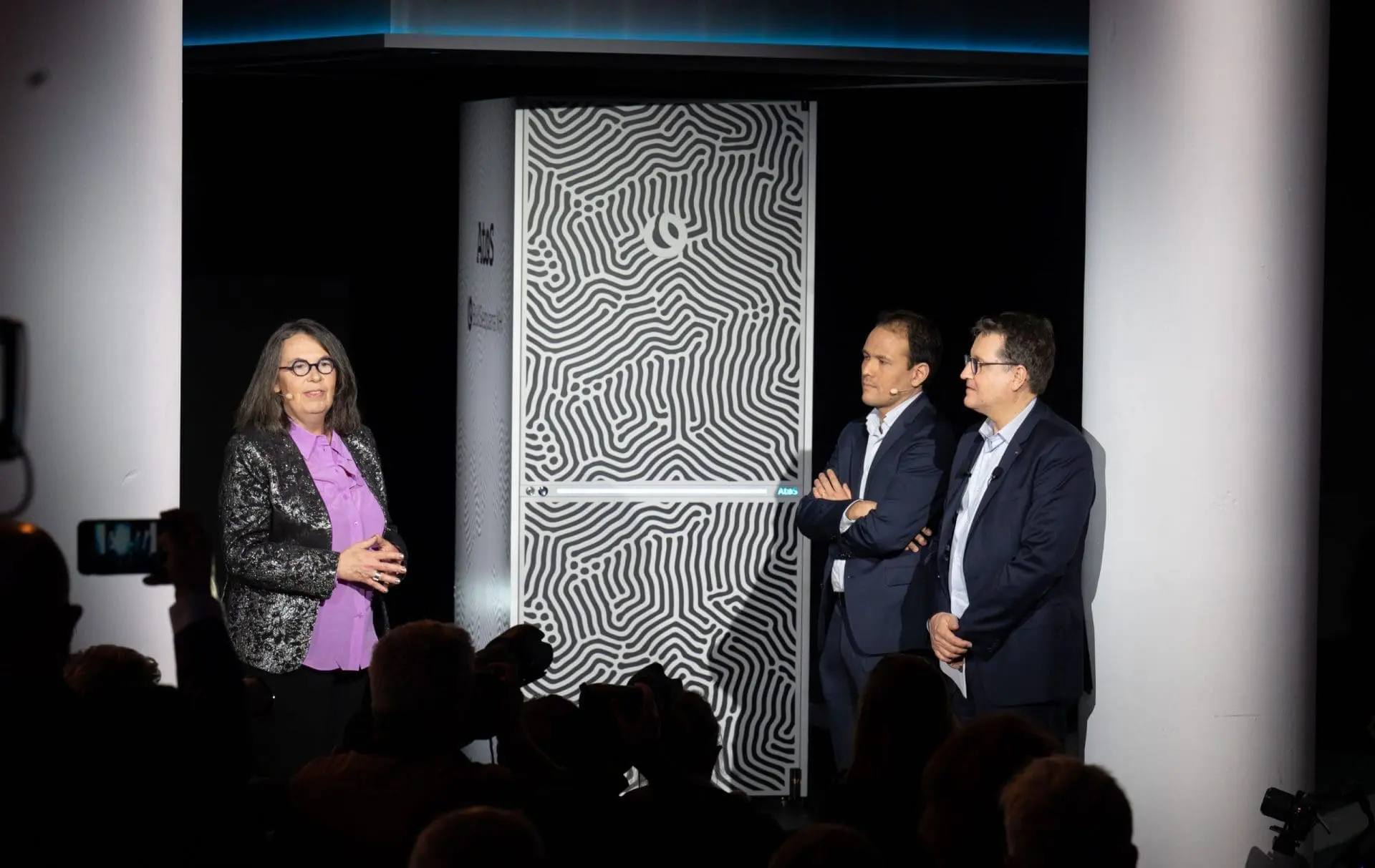 Atos BullSequana XH3000: Hybrid Quantum Supercomputer