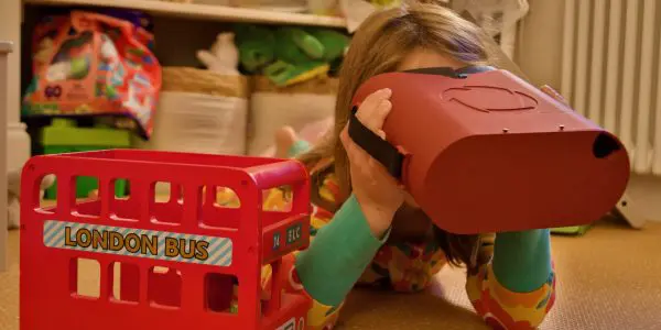 UCL adapts quantum imaging to monitor children's eye health at home