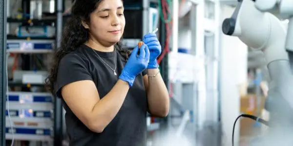 Superconductivity That Shouldn’t Exist? ISTA researchers dissect the properties of a strange quantum material