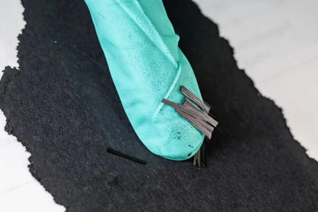 Oak Ridge Lab Boosts Battery Performance with Carbon Fiber