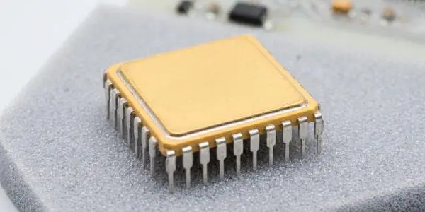 Quantum Anomalous Hall Effect Achieved With Near-Zero Energy Loss