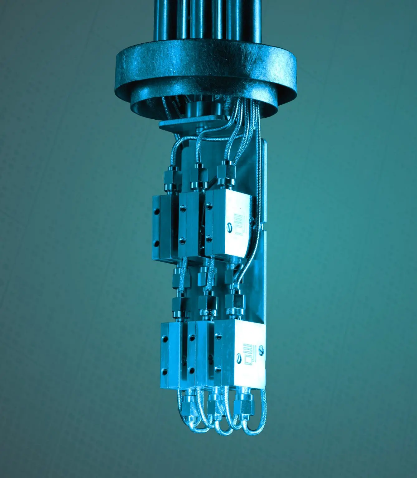 QuantWare: Crescendo-E TWPAs for Enterprise Quantum