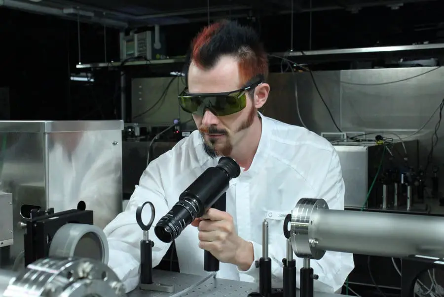 €2.8m Funding to Advance Adaptive Laser Technology for Inertial Fusion Energy