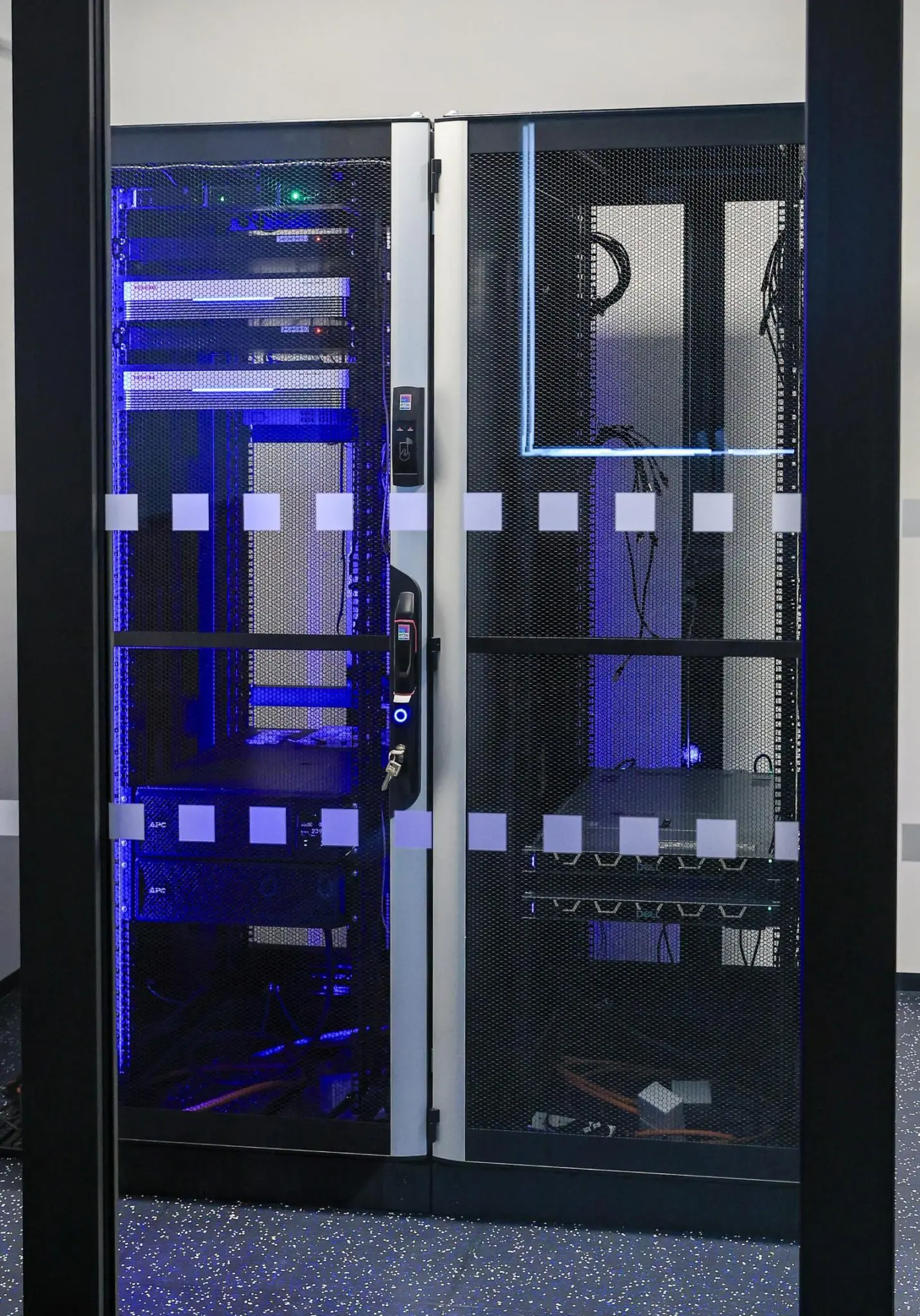 Czech Republic Launches Quantum Network Connecting Prague, Brno, Ostrava