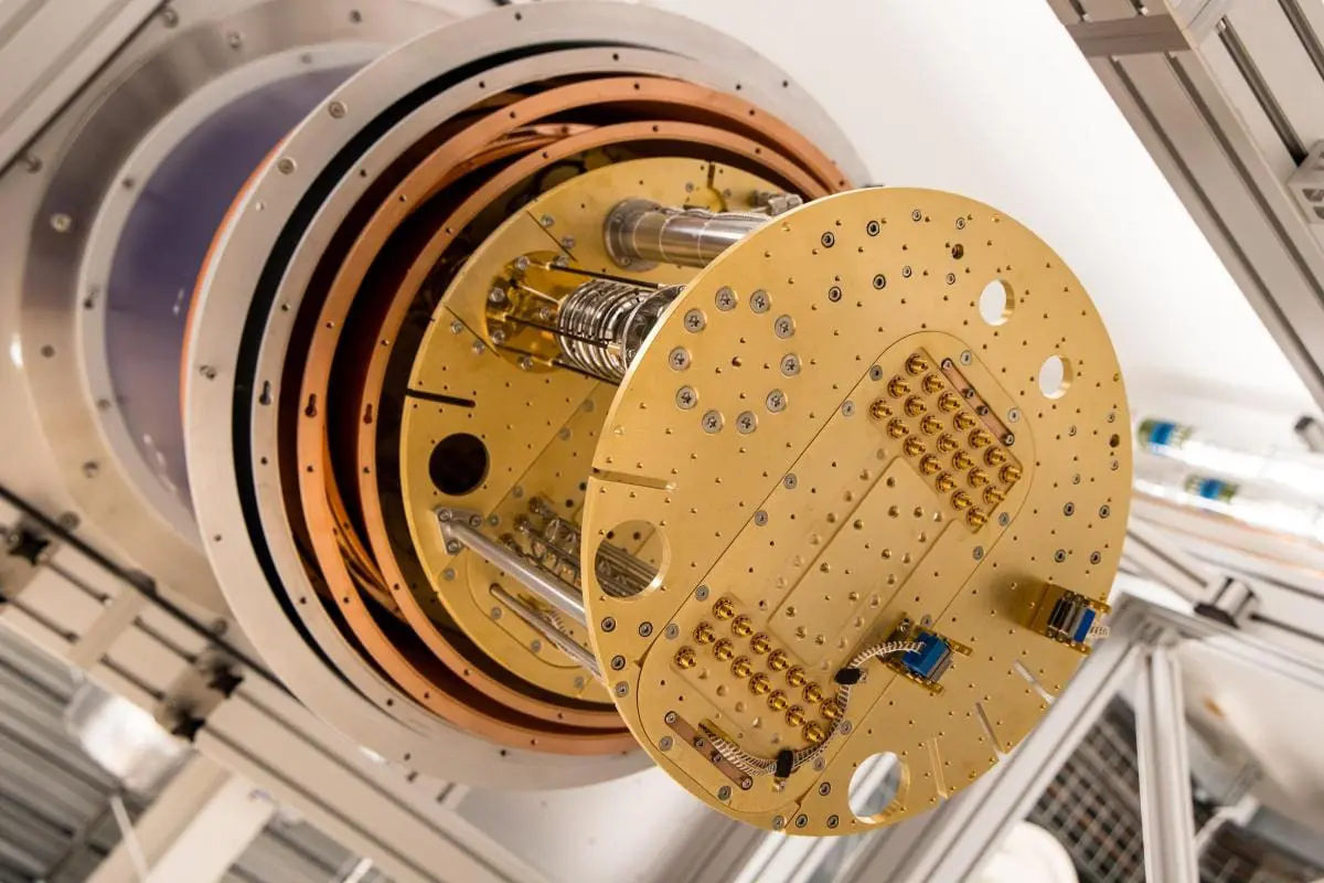 Oxford Instruments powers UK quantum computing lab expansion