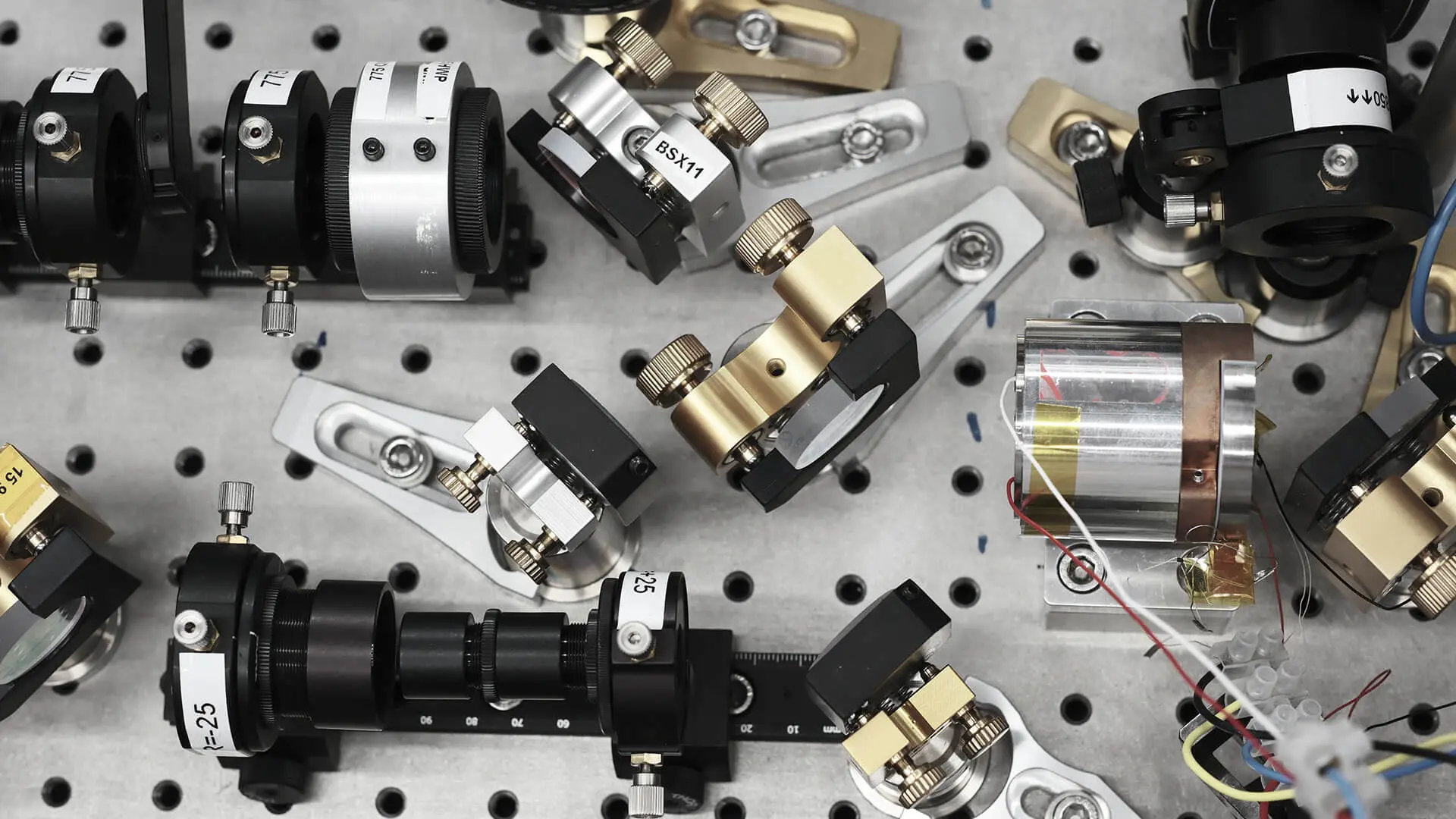 DTU-Led Research Shows Quantum Advantage on Photonic Platform