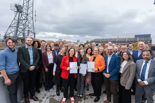 West of England Seals First UK Quantum Tech Deal with US Leaders