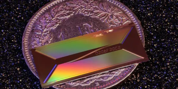 EPFL Chip Laser Matches High-Energy Pulses