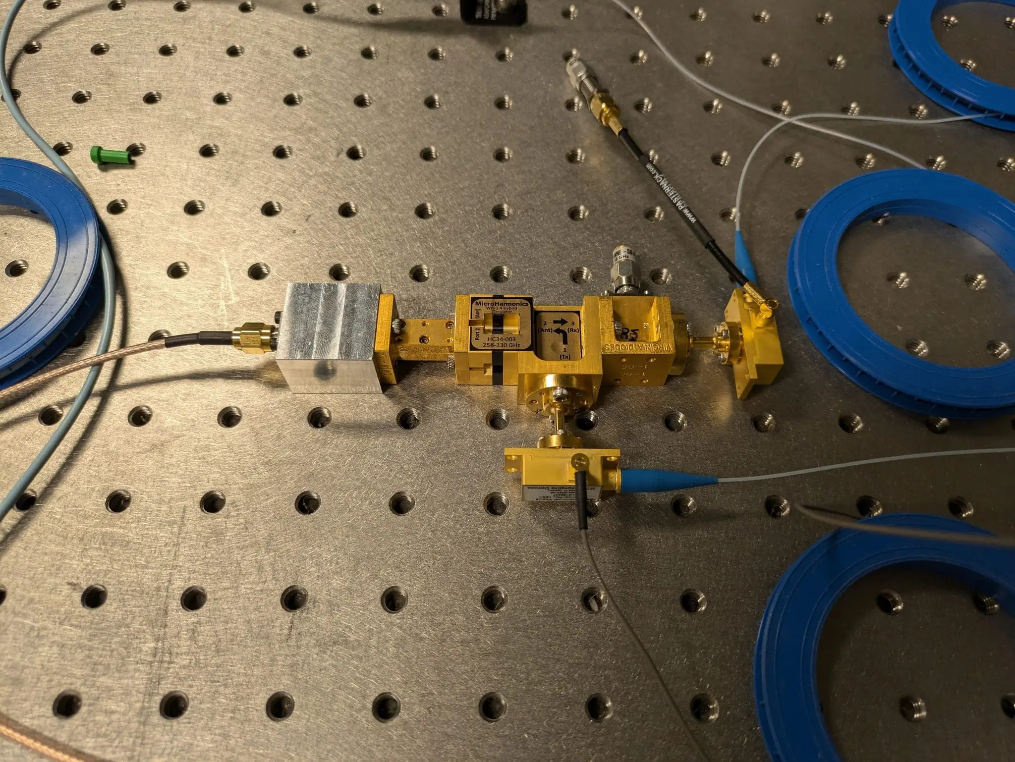 Researchers Achieve 260 GHz Wave Amplification With New Design