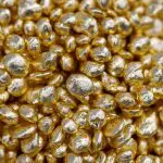 Gold Atoms Rearrange to Block Oxidation in Seconds