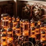 Vacuum-tube rack lit by internal filaments