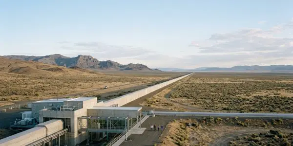 A long interferometer arm running to the horizon