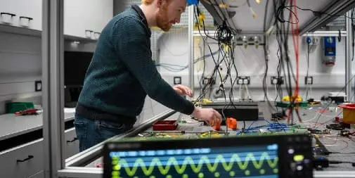 UK Researchers Celebrate 10 Years of Unhackable Quantum Communications