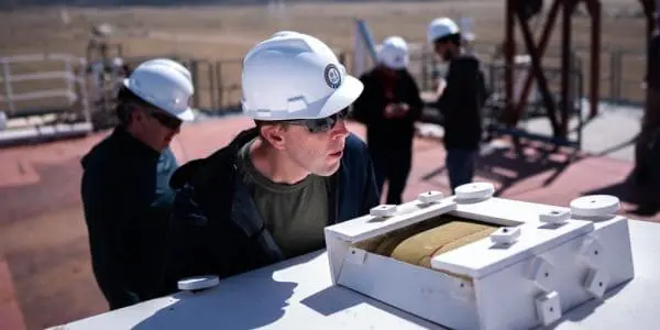 24-Inch Sample Withstands 4,500°F in Sandia’s Solar Tests