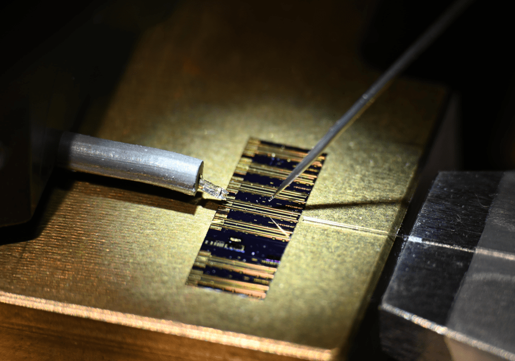 Hong Kong University develops ultrafast laser artificial neuron