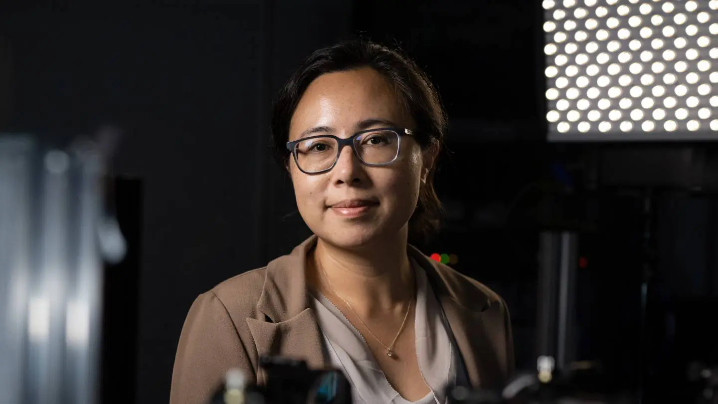 Scientist Nathalie de Leon in her laboratory