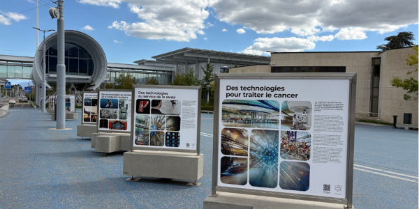 The exhibition on the Esplanade des Particules