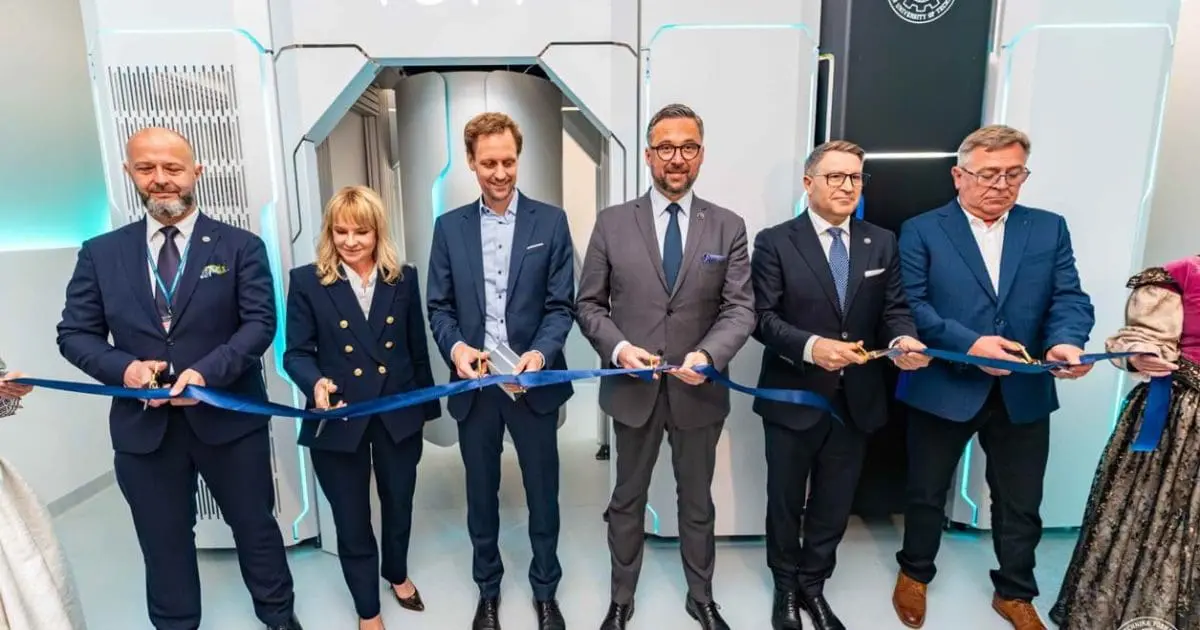 IQM Delivers Poland's Second Quantum Computer, Boosting On-Site Research & Education