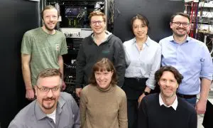 The Innsbruck research consortium: Pascal Wintermeyer, Josef Schupp, Moming Jia, Juris Ulmanis (back row, from left) and