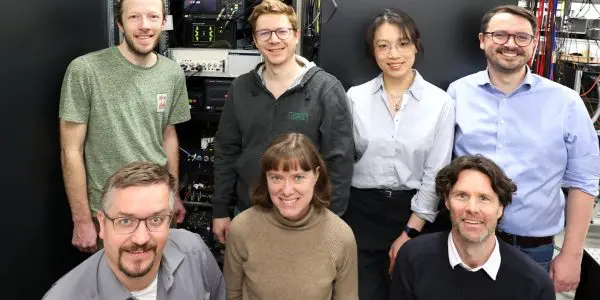 The Innsbruck research consortium: Pascal Wintermeyer, Josef Schupp, Moming Jia, Juris Ulmanis (back row, from left) and