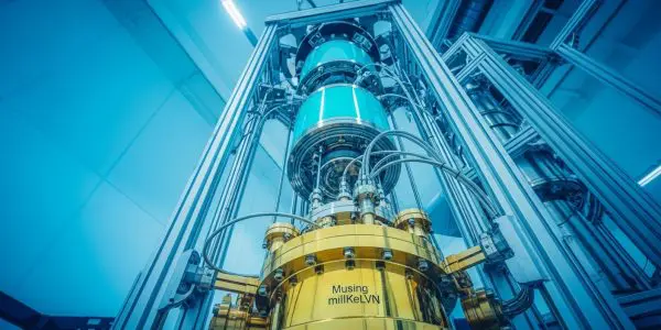 Silicon Chip Controls Four Electrons for Quantum Computing Advance