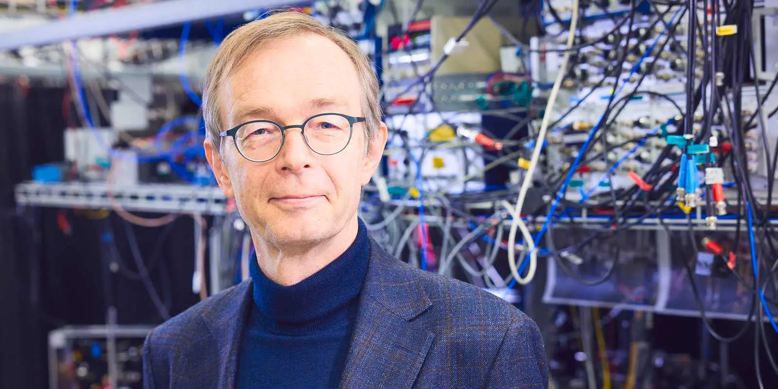 Esslinger, Bloch & Greiner Awarded Micius Prize for Optical Lattice Hubbard Model Quantum Simulation