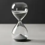 Quantum States Defy Time’s Arrow with Unprecedented Sensitivity for Measurement Devices