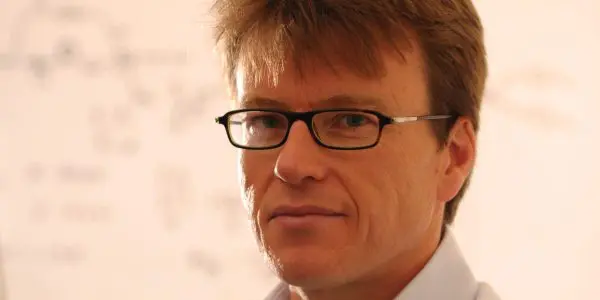 Toshiba’s Shields Elected to Royal Society for Quantum Networking Work