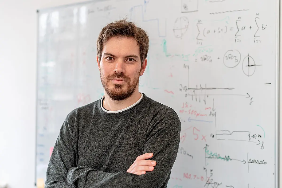 TUM Team Uses Radio Waves to Read Protein Quantum States