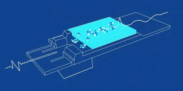 Bioelectronic devices interfacing with biological tissue