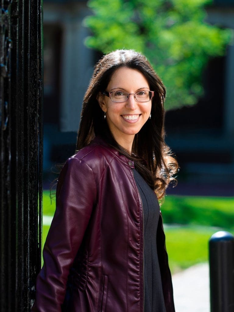 Book Review: “Quantum Steampunk” By Dr. Nicole Yunger Halpern. A Fun Way To Learn About Quantum Information Without A Single Equation Book Review: “Quantum Steampunk” by Dr. Nicole Yunger Halpern. A fun way to learn about Quantum Information without a single equation