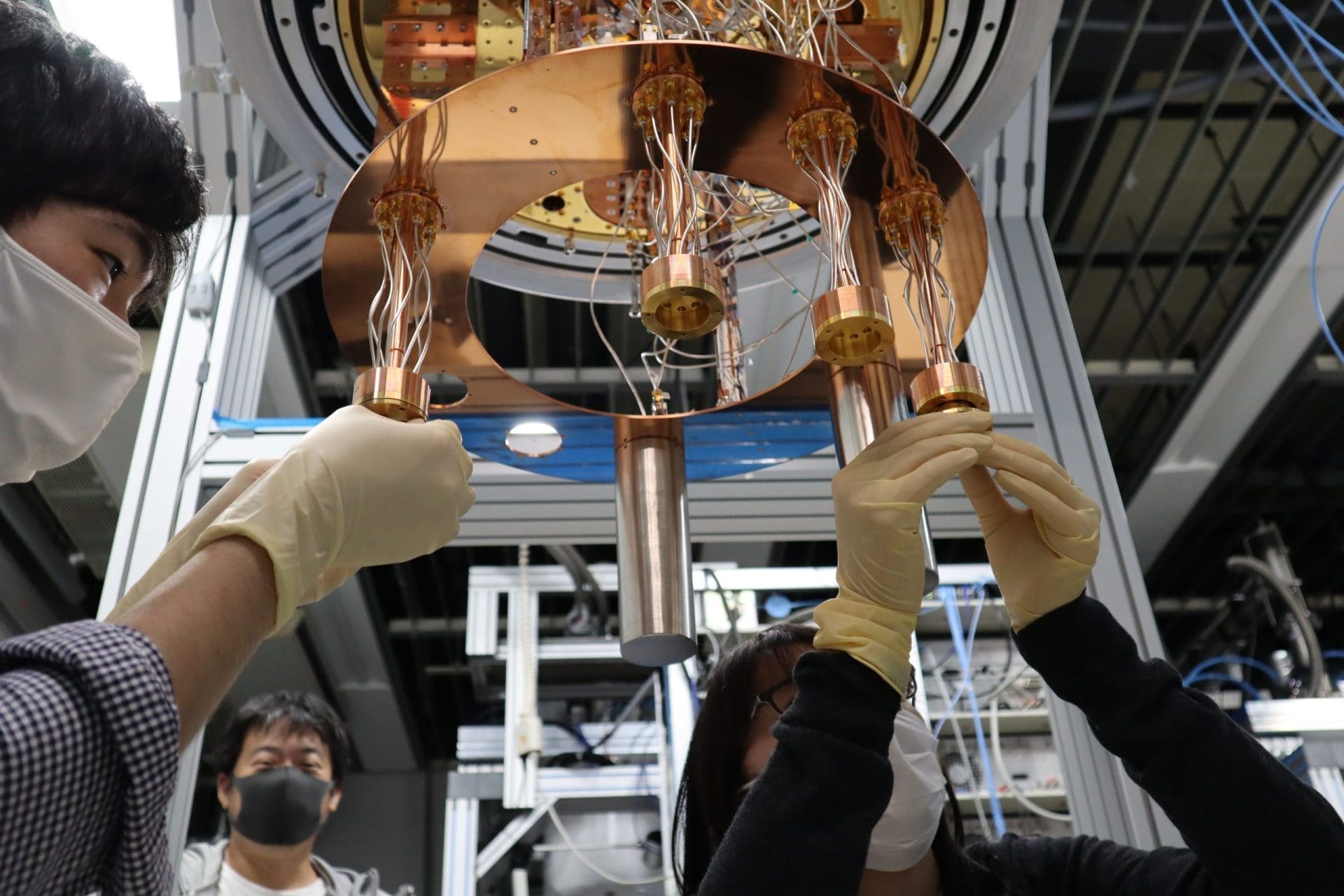 Tohoku University and NEC Launch Joint Research Using Newly Developed 8-Qubit Quantum Annealing Machine