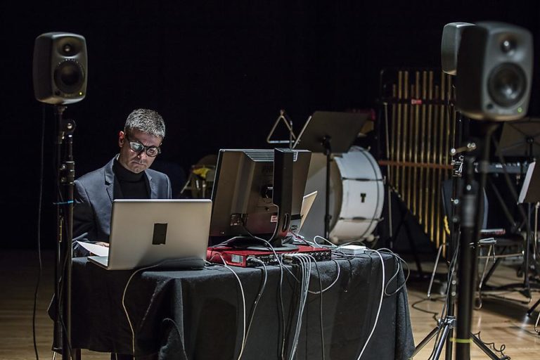 Quantum Computing And Music - Jamming Together, Finally Quantum Computing and Music - jamming together, finally