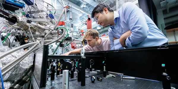 University of Chicago finds slow electrons stay quantum coherent