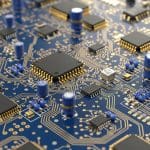 Quantum Circuits’ Performance Limits Now Explained by Observable Concentration