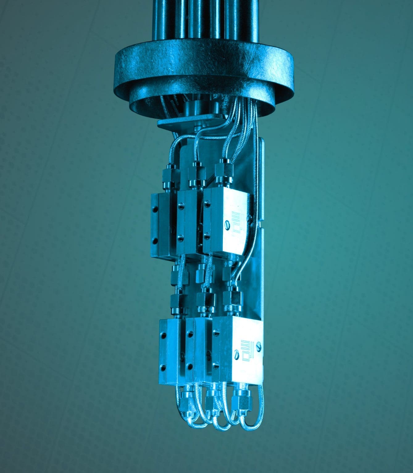 QuantWare Unveils Crescendo-E TWPAs for Large-Scale Enterprise Quantum Needs