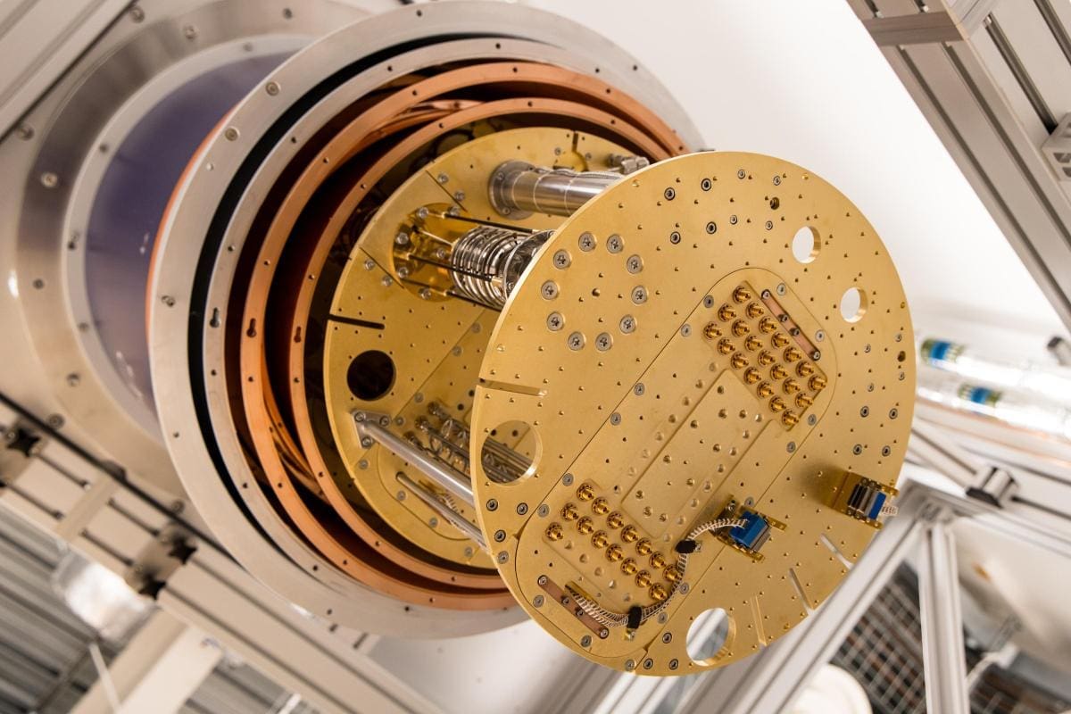 Oxford Instruments powers UK quantum computing lab expansion