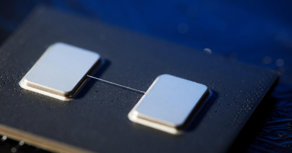 Gap Engineering Reduces Errors In Superconducting Qubits