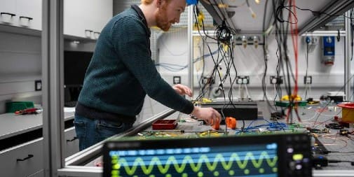 UK Researchers Celebrate 10 Years of Unhackable Quantum Communications