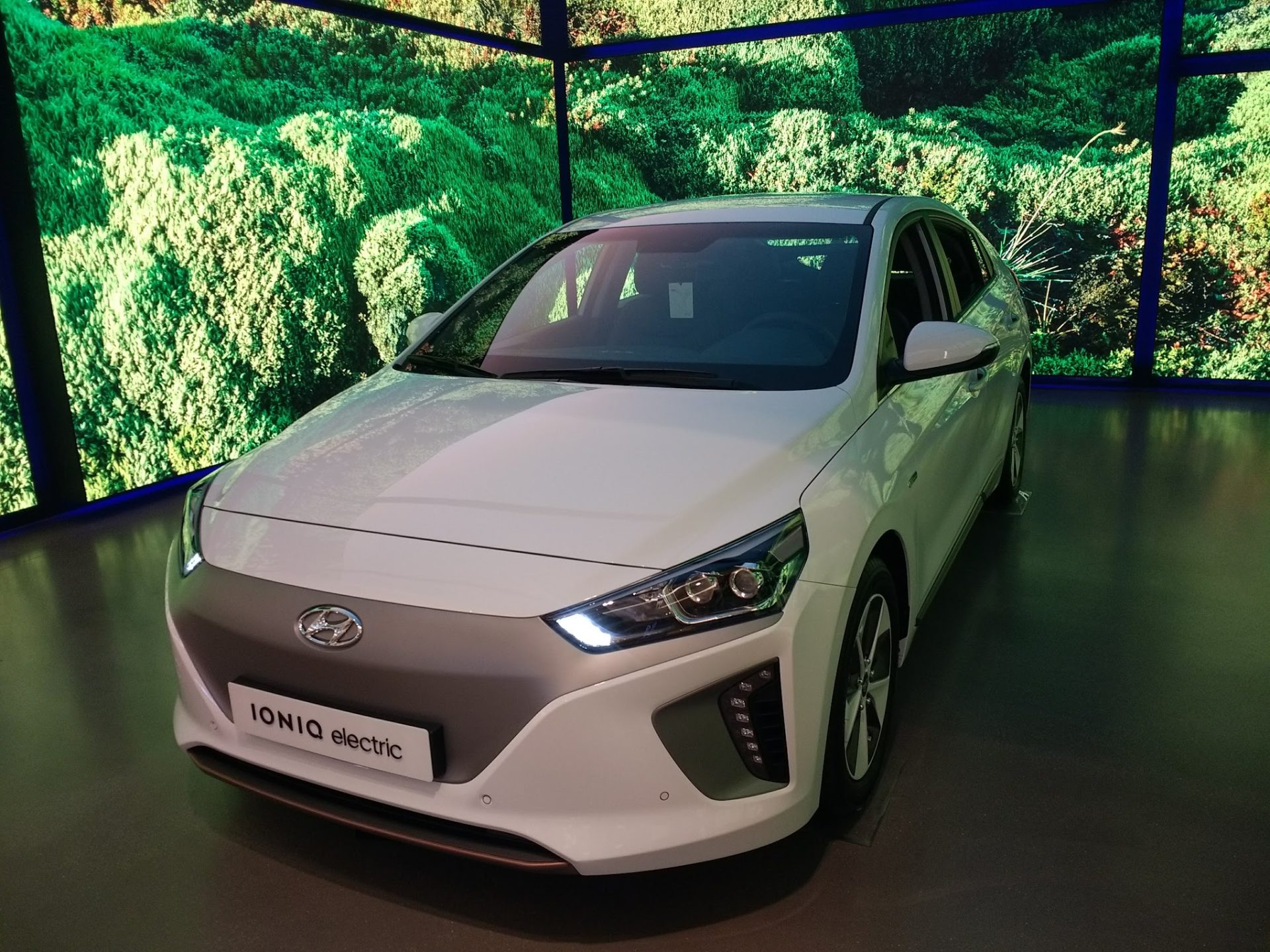 Hyundai Collaborates With IonQ To Apply Quantum Computing In Object Detection