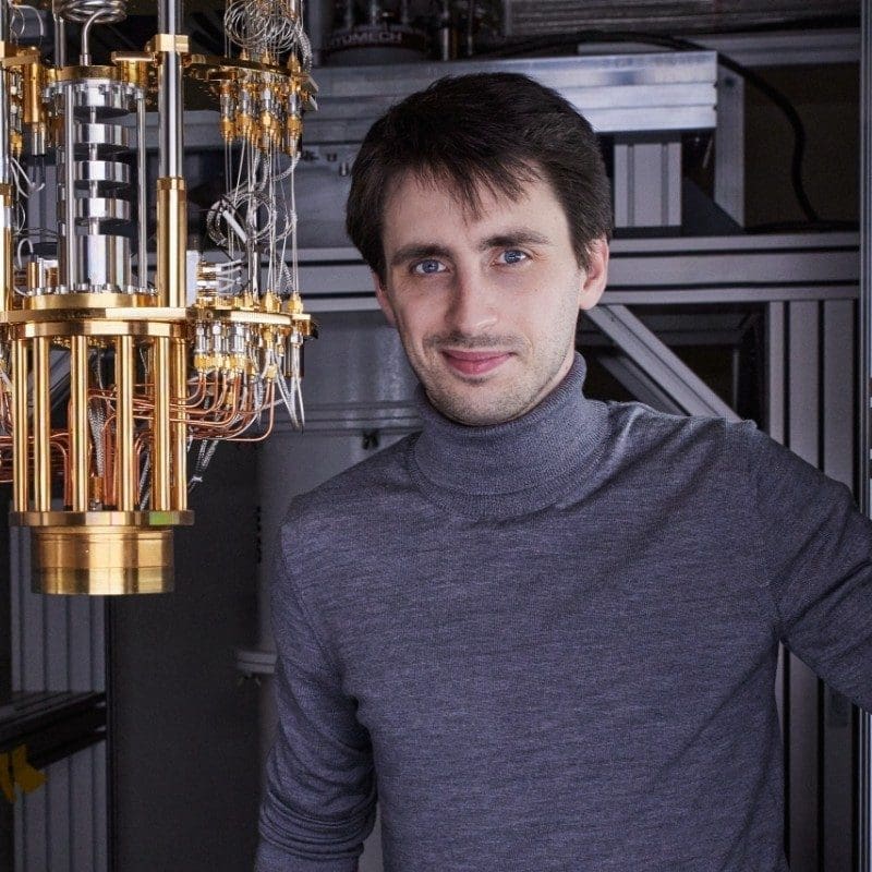 Quantum Pioneers 2.0 Dr. Théau Peronnin