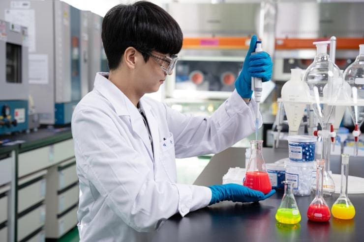 Samsung Display Recycles Quantum Dot Ink, Saves $7.2 Million Annually