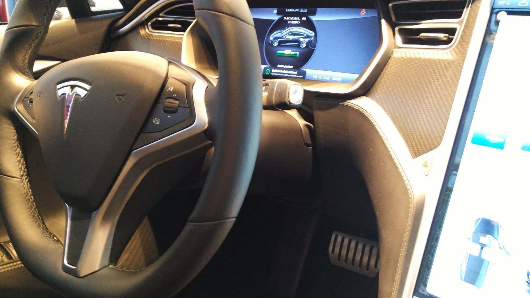 New AI model Enhances self driving car safety