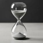 Quantum States Defy Time’s Arrow with Unprecedented Sensitivity for Measurement Devices