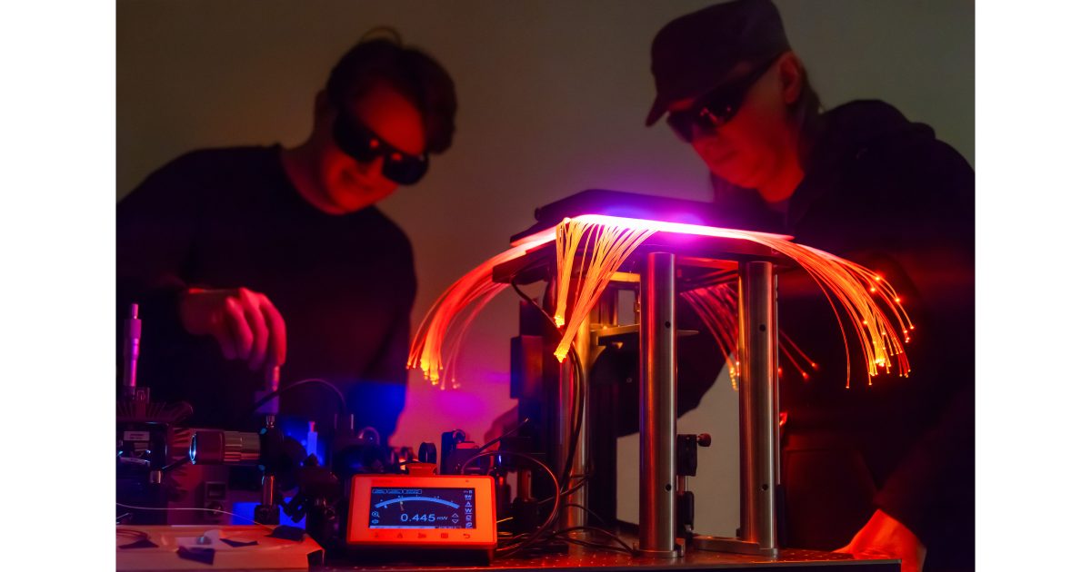 UbiQD researchers working on a single photon emitting quantum dot device supported